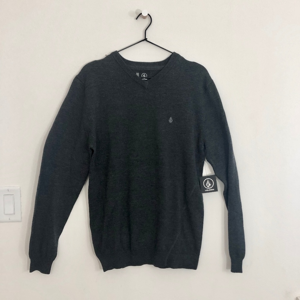 NWT VOLCOM V-Neck Pullover Knit Sweater Charcoal G